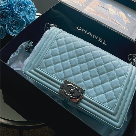 Authentic Chanel Limited Edition light Blue Calfskin Medium Boy Bag Flap. 💃🏽💯 - Picture 2 of 13